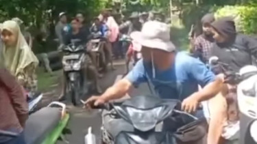 Aktivitas warga Bali 