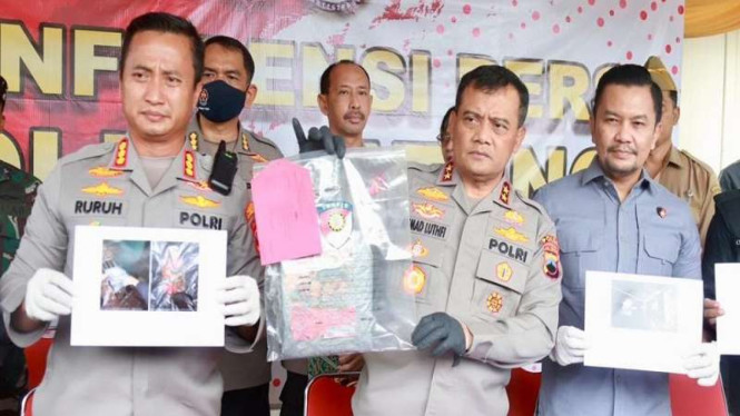 Kapolda Jateng Irjen Pol Ahmad Luthfi meninjau TKP ledakan petasan di Magelang