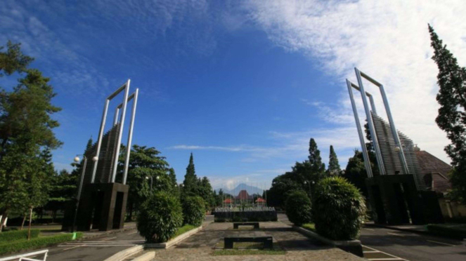 Kampus Tertua Di Indonesia Di Urutan Berapa Perguruan Tinggi Kamu Hot Hot Sex Picture 0035
