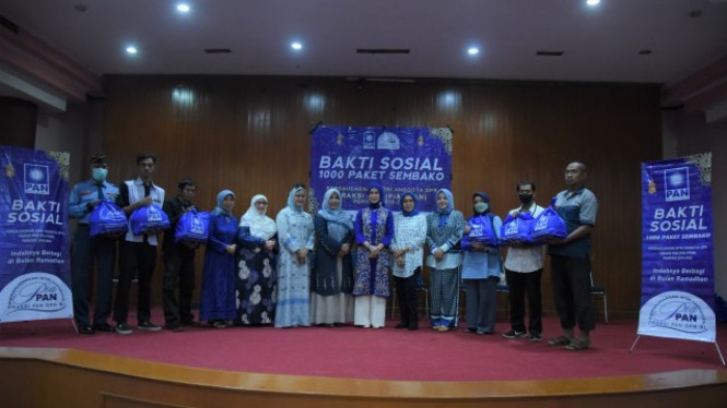 PIA F-PAN menggelar kegiatan Baksos