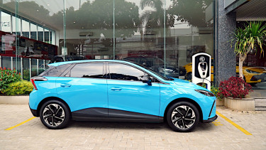 VIVA Otomotif: Mobil listrik MG4 EV