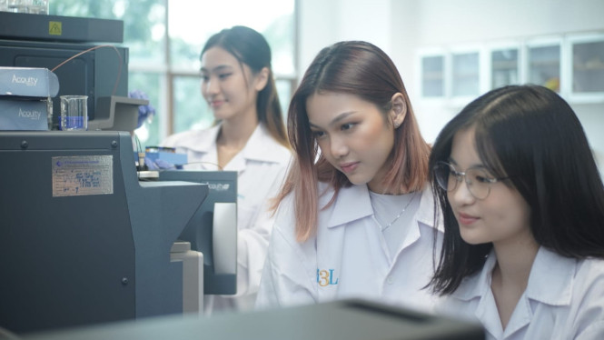 Mahasiswa Indonesia International Institute for Life Sciences (i3L) 