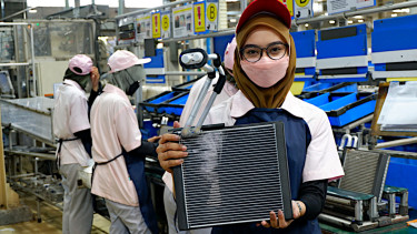 VIVA Otomotif: Kondensor AC mobil