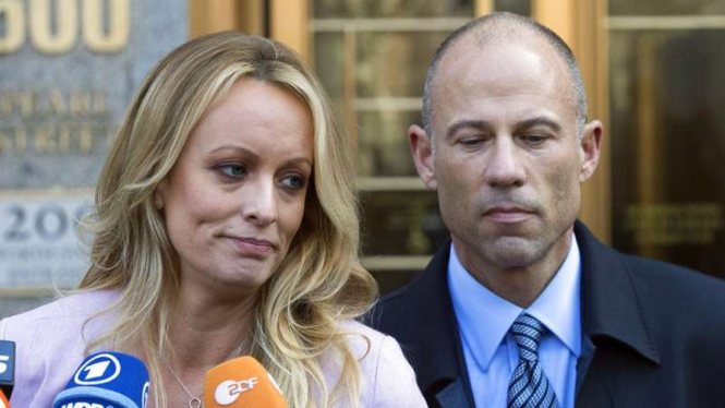 Bintang film dewasa Stormy Daniels yang tersangkut skandal seks Donald Trump
