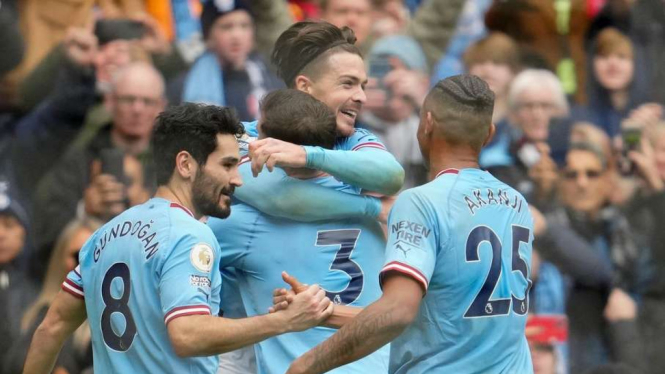 Manchester City merayakan gol