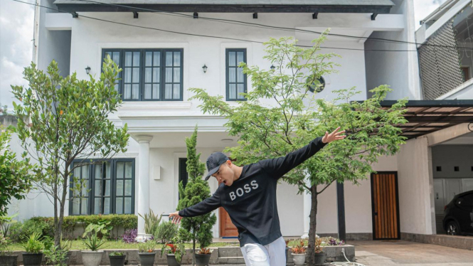 Fadly Faisal beli rumah mewah
