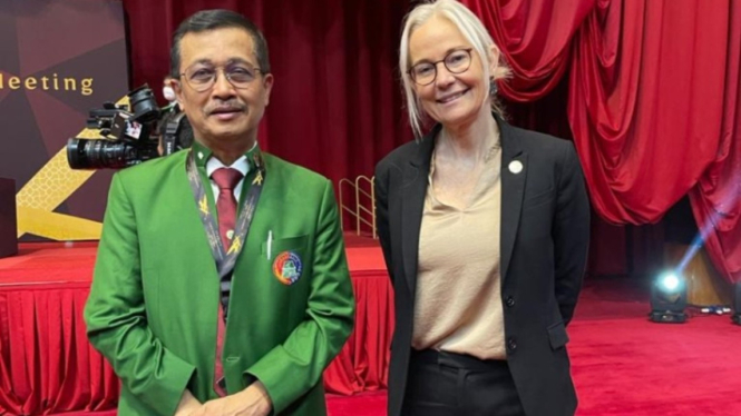 Ketua Umum PP PTMSI, Komjen Pol (Purn) Oegroseno