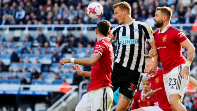 Newcastle United vs Manchester United