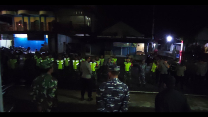 Pasukan gabungan TNI-Polri minimalisir kerawanan akibat bentrok kelompok Rontek.