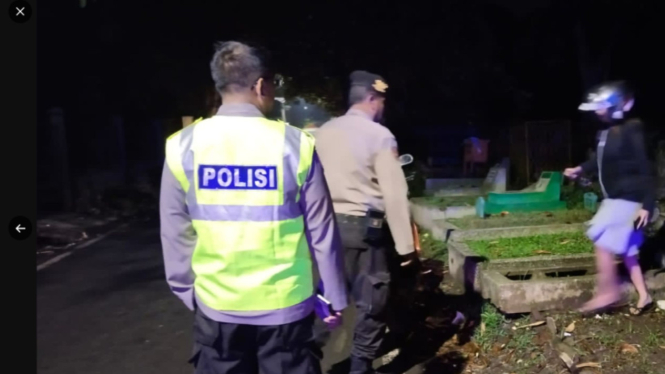 Polisi menindalanjuti laporan sekelompok remaja yang melakukan aksi prank pocong