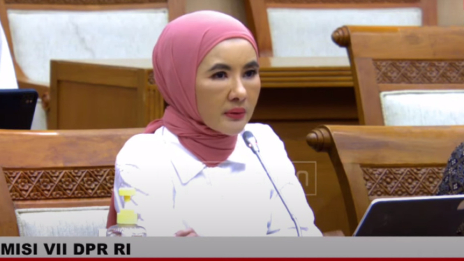 Direktur Utama Pertamina, Nicke Widyawati saat rapat dengan pendapat (RDP) dengan komisi VII DPR RI.