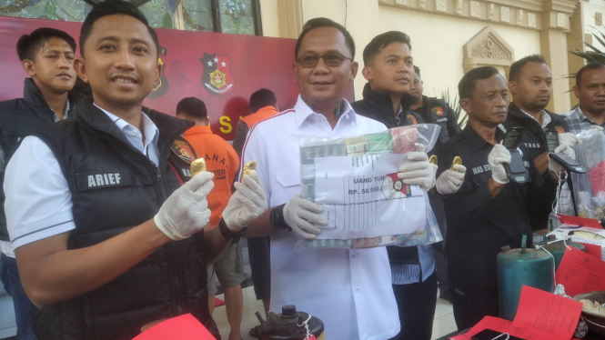 Emas 3,6 Kg Hasil Penambangan Ilegal Diamankan Polda Jambi