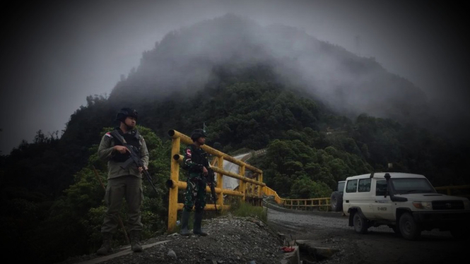 VIVA Militer: Pasukan Banteng Loreng TNI di Mimika.