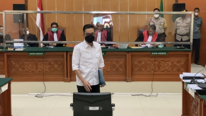 Mantan Kapolres Bukittinggi AKBP Dody Prawiranegara didakwa kasus narkoba