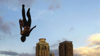 Kronologi Mengerikan Pria Jatuh dari Apartemen Northland Ancol hingga Hantam Mobil