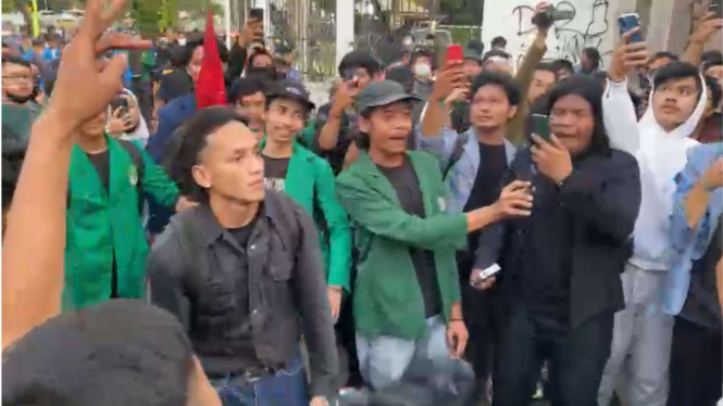 Jefri Nichol Ikut Demo Tolak UU Ciptaker