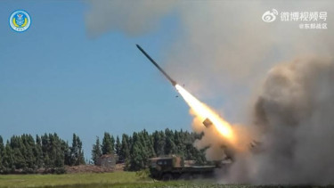 VIVA Militer: Serangan rudal balistik militer China