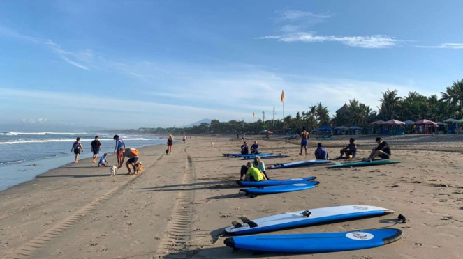 Pantai Kuta local culture and etiquette