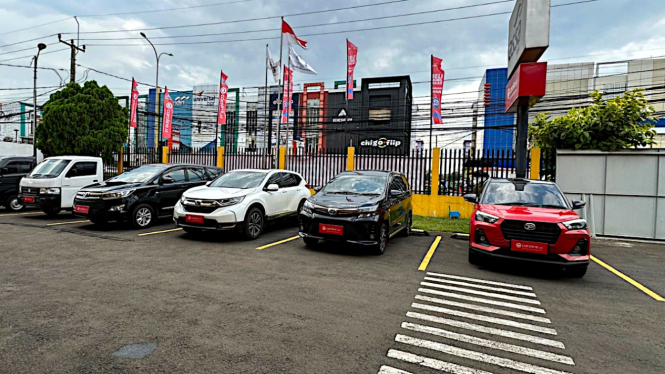 VIVA Otomotif: Ilustrasi jual beli mobil bekas