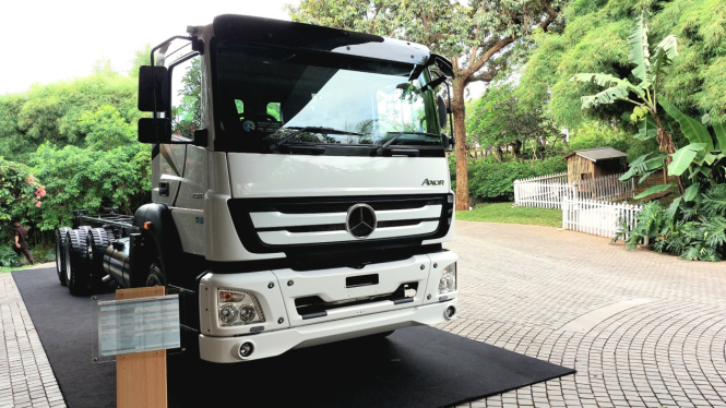 Mercedes Benz Axor M-cab