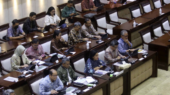 Sri Mulyani Rapat Kerja Dengan Komisi XI DPR RI. (ilustrasi)