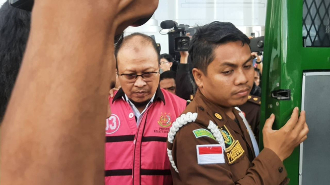 Haris Yasin Limpo jadi Tersangka dan Ditahan