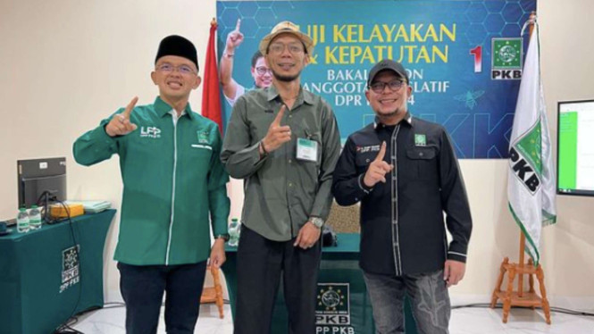 Norman Kamaru maju caleg PKB