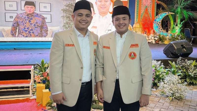 Bendahara PP Pemuda Muhammadiyah Atras Mafazi (kanan).