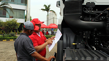 VIVA Otomotif: Acara keselamatan berkendara UD Trucks