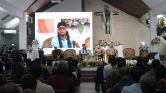 Saat Gus Miftah Berbicara di Depan Ratusan Pendeta dan Puluhan Romo
