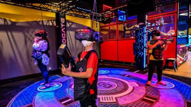 Game Virtual Reality (VR). 