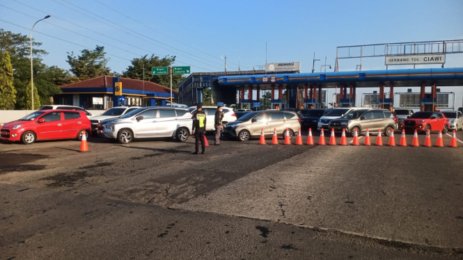 Contraflow di Ciawi.