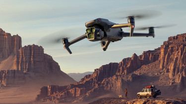 DJI Mavic 3 Pro. 