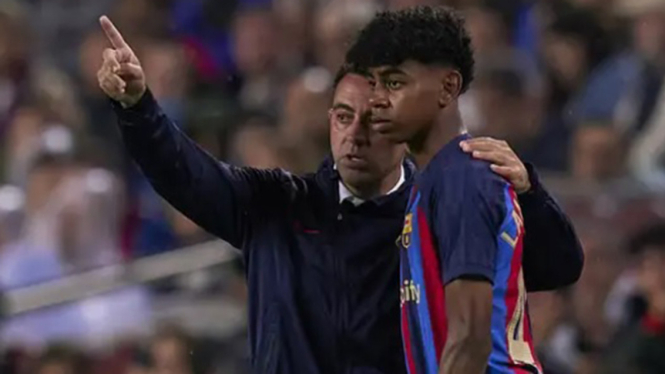 Lamine Yamal debut bersama Barcelona