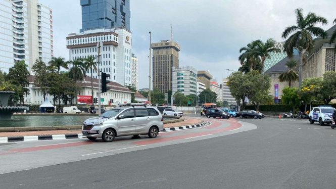 Situasi Lalin di Patung Kuda Jalan Merdeka Barat.