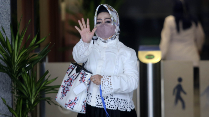 Kadinkes Lampung Reihana Diperiksa KPK