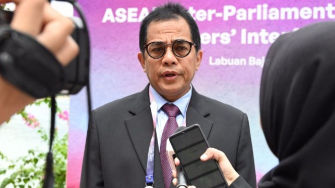 Sekretariat Jenderal DPR RI, Indra Iskandar