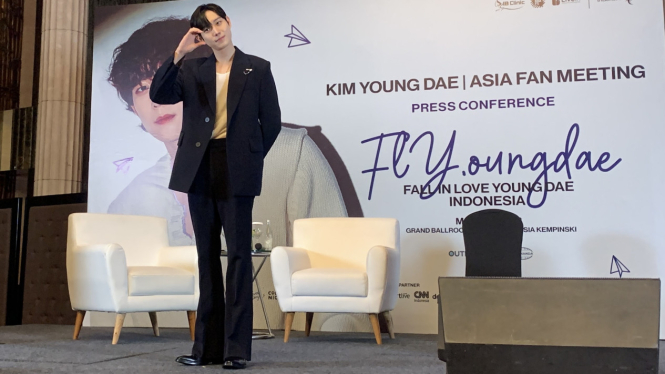 Kim Young Dae.