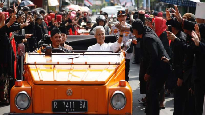 Ganjar Pranowo mengikuti perhelatan Banyumas Culture Carnival 2023