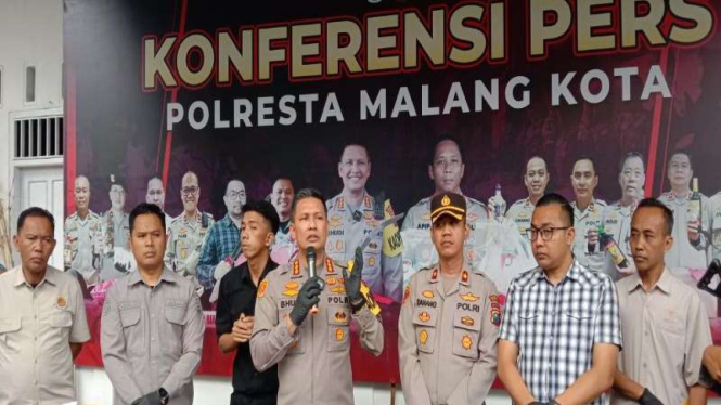 Polisi mengumumkan hasil penyelidikan kebakaran di Malang Plaza.