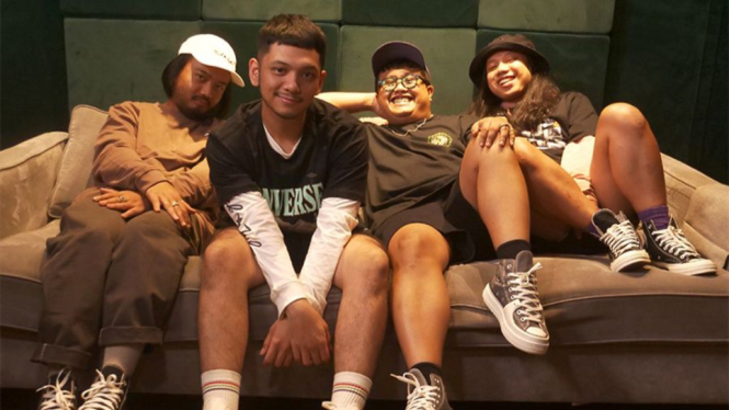 Kampanye Converse All Star Anthem gandeng kolaborasi musik Basboi x Feel Koplo