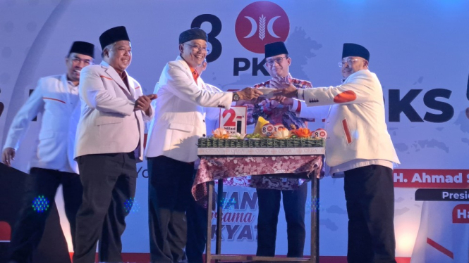 Bakal capres Anies Baswedan saat perayaan Milad PKS di Yogyakarta.