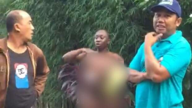 Seorang perempuan WN Amerika mengamuk tanpa busana di Tibubeneng, Bali