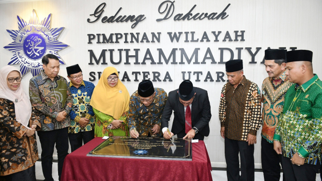 Edy Rahmayadi dan Haedar Nashir resmikan gedung Dakwah Muhammadiyah Sumut