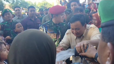 Menhan Prabowo Subianto saat resmikan 11 titik sumur bor di Makodim 1607/Sumbawa, NTB