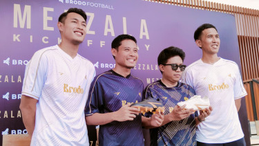 Brodo luncurkan sepatu bola yang digunakan Evan Dimas dan Hansamu