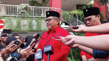 Sekretaris Jenderal PDI Perjuangan Hasto Kristiyanto memberi keterangan kepada wartawan di Kantor DPP PDIP, Jakarta Pusat.
