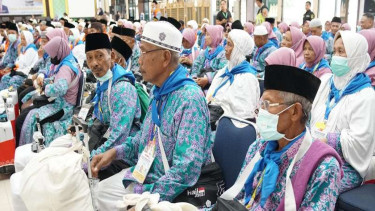 Jemaah haji asal Palembang jelang keberangkatan ke Tanah Suci