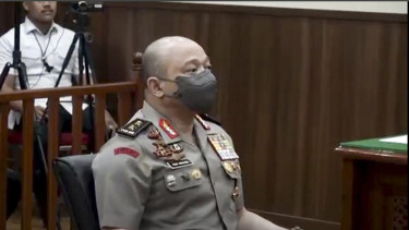 Sidang Kode Etik Teddy Minahasa