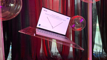Asus Zenbook S 13 OLED (UX5304). 